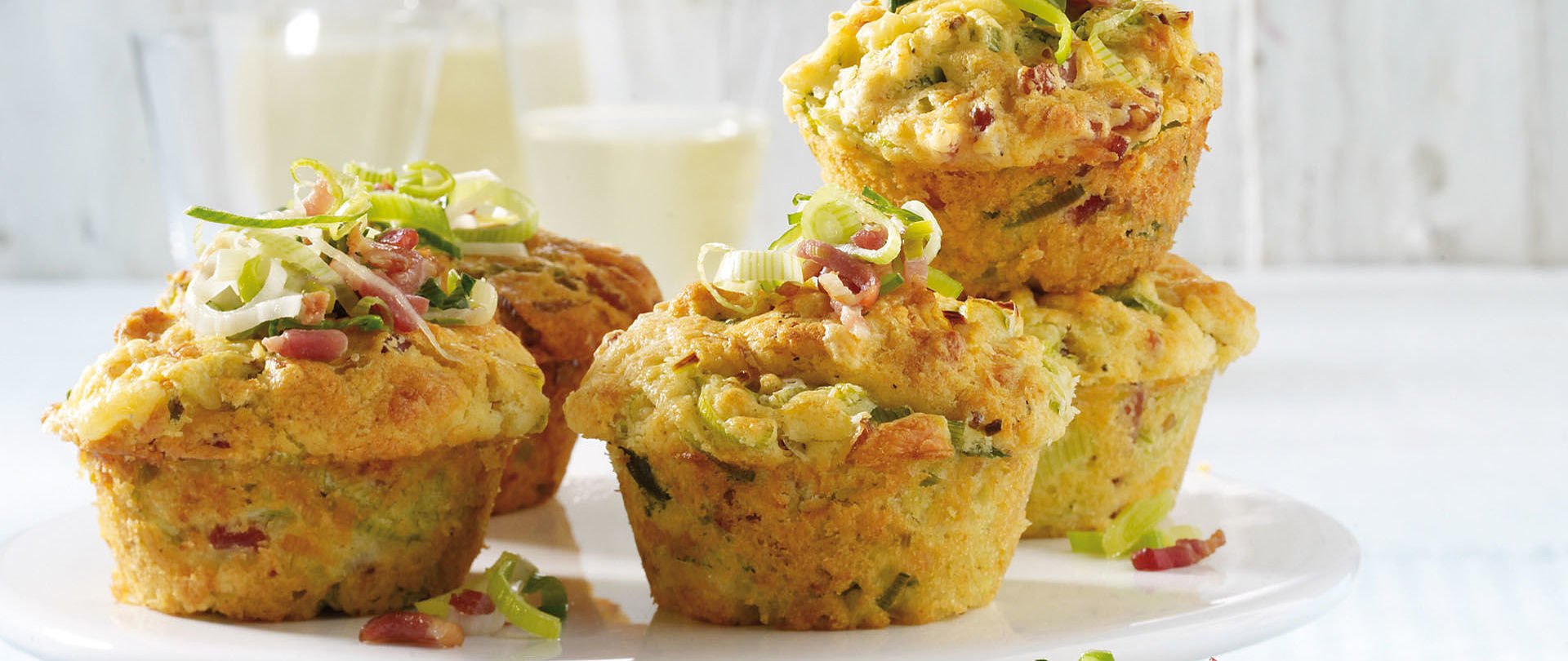 MEGGLE Rezepte: Speck Porree Muffins mit Joghurtbutter