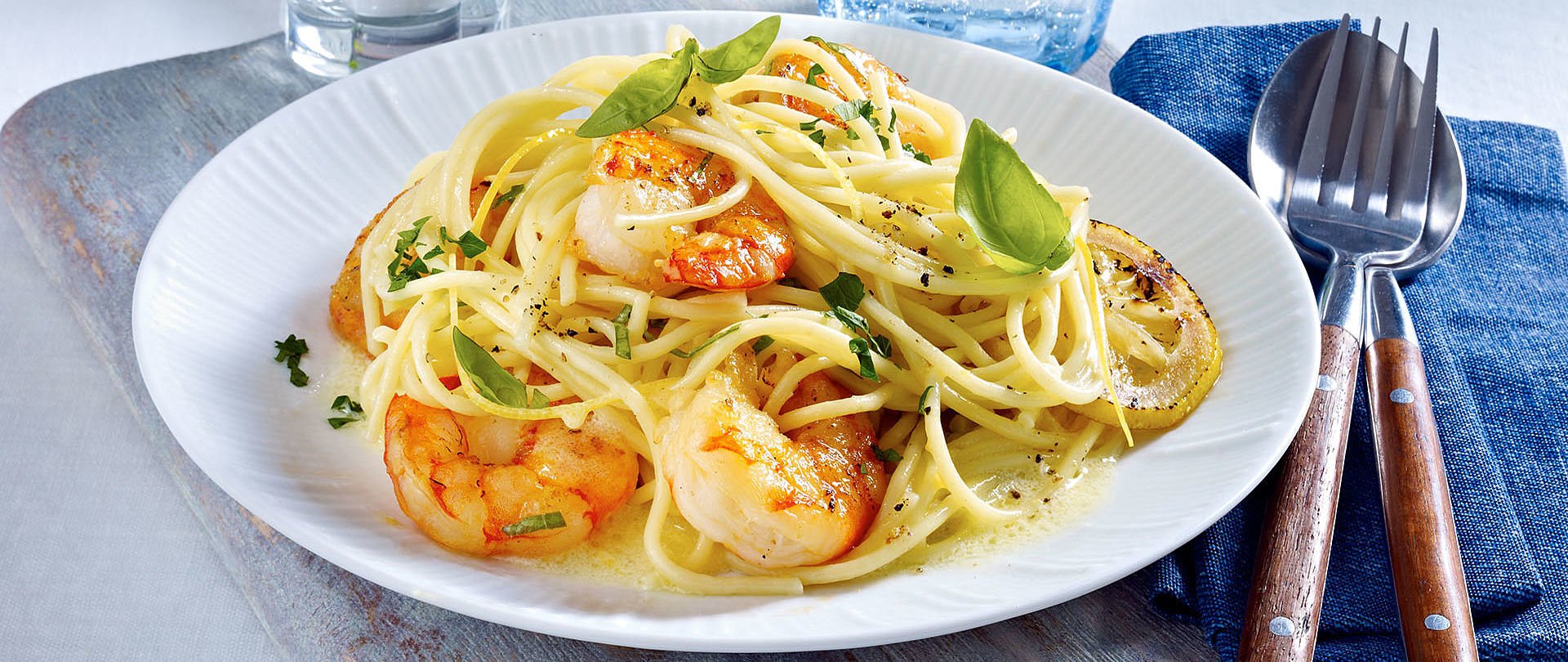 MEGGLE Rezept: Spaghetti in Zitronenbutter mit Garnelen