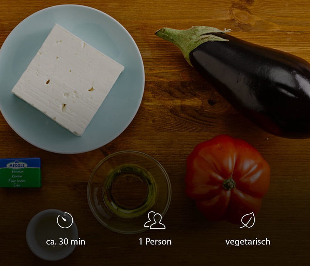 Feta auf Auberginen-Tomaten